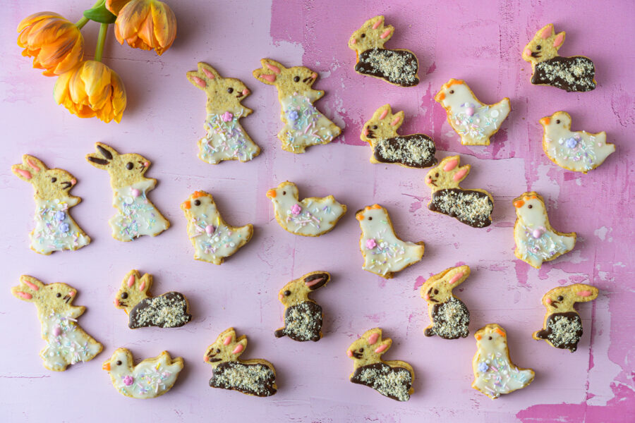 Osterkekse aus Mandelmürbteig: süß, dekorativ und lecker (laktosefrei)