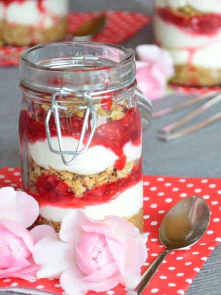 Himbeer-Cheesecake im Glas, laktosefrei - Ich muss backen