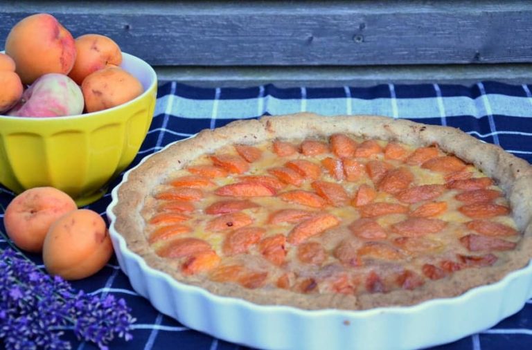 Marillen-Tarte mit Marzipan-Creme, laktosefrei - Ich muss backen