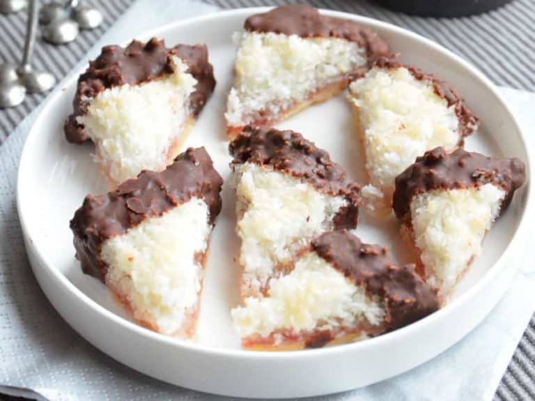 Kokosecken mit Schokoglasur, laktosefrei - Ich muss backen