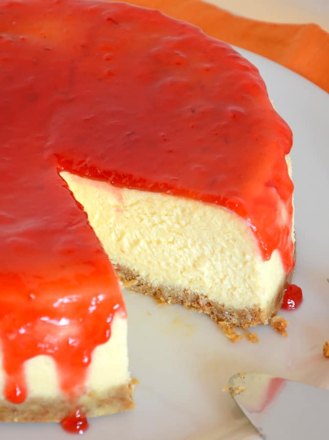 Marzipan-Cheesecake mit Blutorangentopping