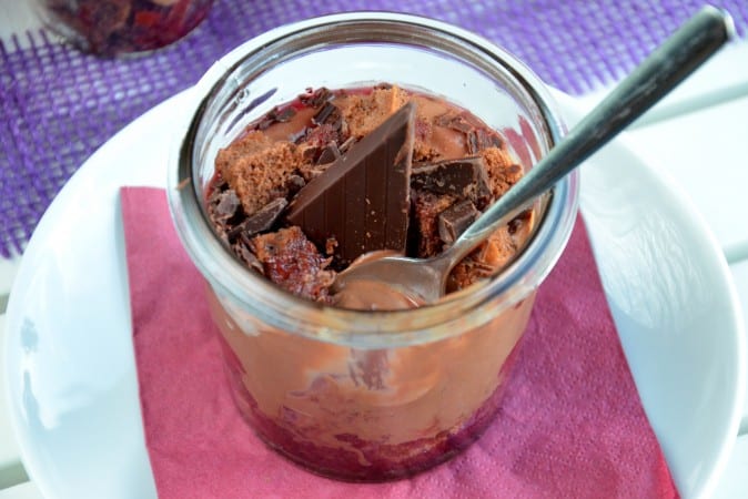 Dessert im Glas: Schoko-Weichsel