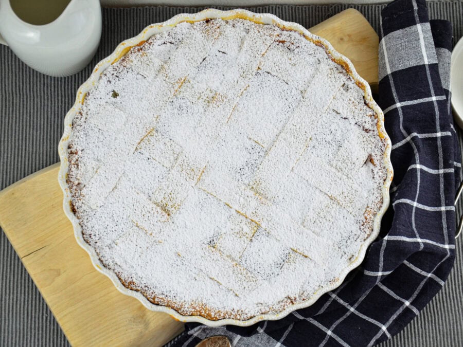 Italienische Crostata mit Marillen