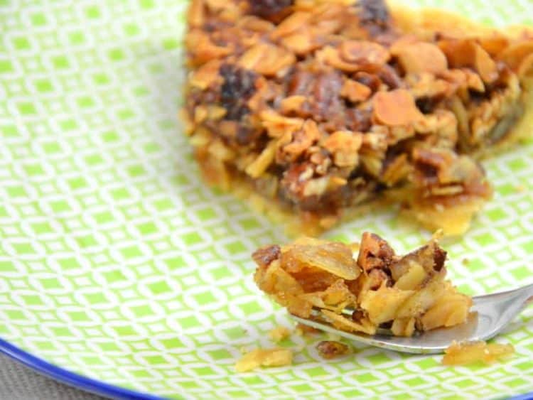 Nusstarte mit Ahornsirup, laktosefrei - Ich muss backen