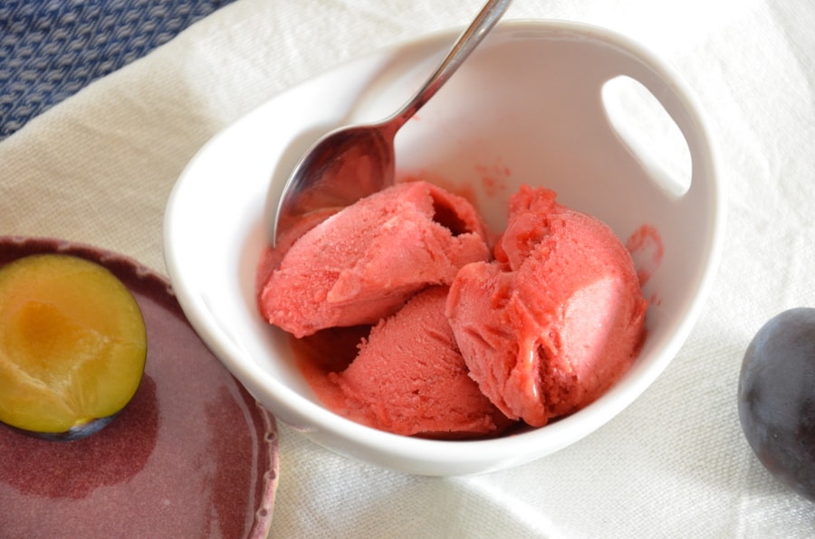 Geröstete-Zwetschgen-Sorbet