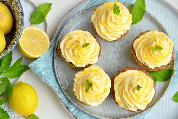 Zitronen Cupcakes mit Mohnboden, glutenfrei, laktosefrei