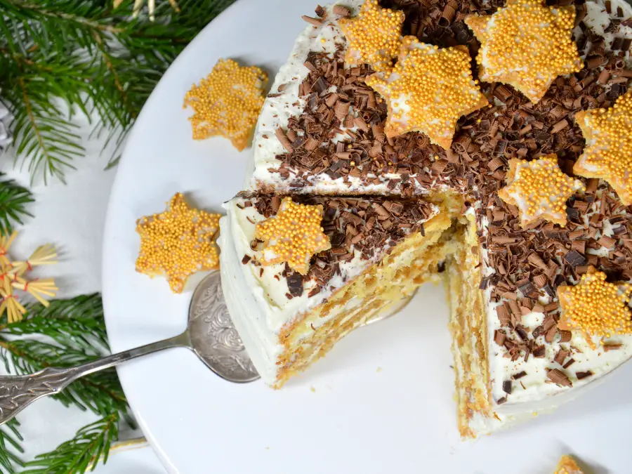 Weihnachtliche Tiramisu-Torte, laktosefrei, von oben
