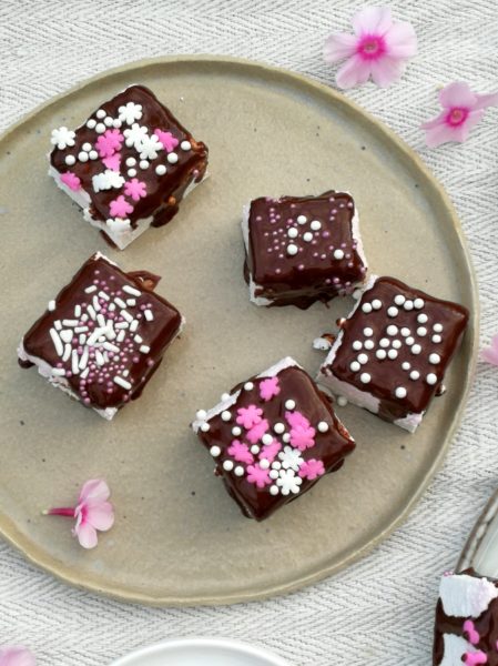 Selbstgemachte Schokolade-Erdbeer-Vanille Marshmallows - so lecker ...
