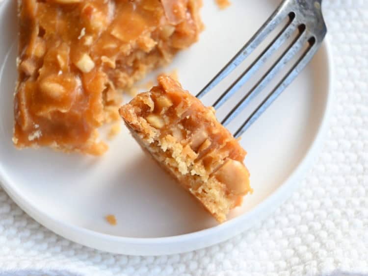 Erdnuss-Karamell-Riegel, laktosefrei - Ich muss backen