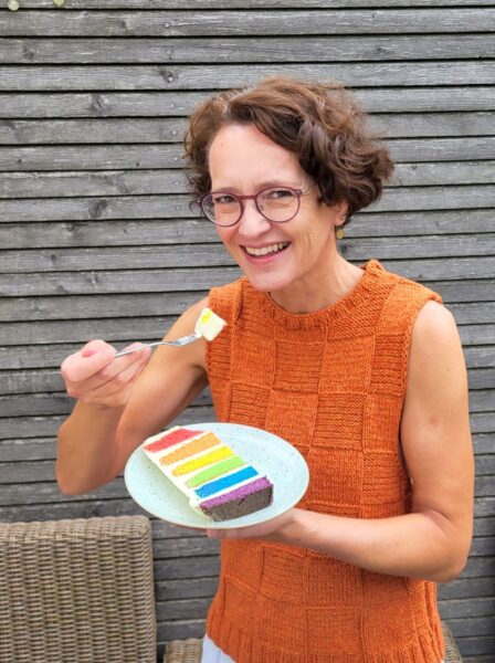 Liebe auf dem Teller: Regenbogen-Torte mit Frischkäsecreme, laktosefrei ...