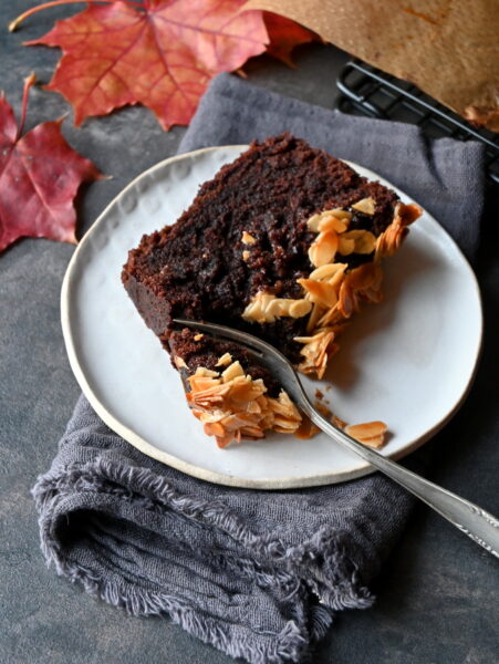 Schokokuchen mit Bienenstich-Topping, laktosefrei - Ich muss backen