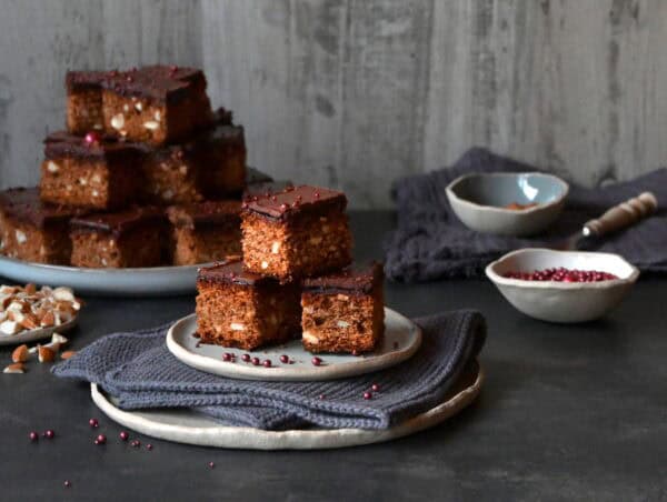 Gewürzschnitten mit Schokoladenglasur, laktosefrei - Ich muss backen Gewürzschnitten mit Schokoladenglasur, laktosefrei - Ich muss backen