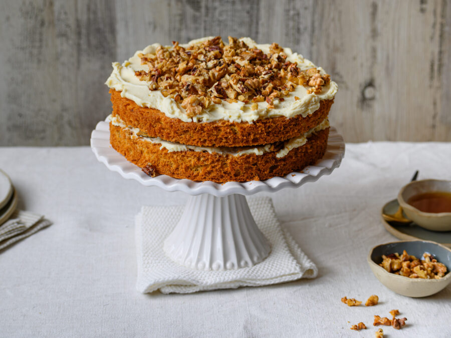 Walnusskuchen mit Mascarponecreme, laktosefrei - Ich muss backen